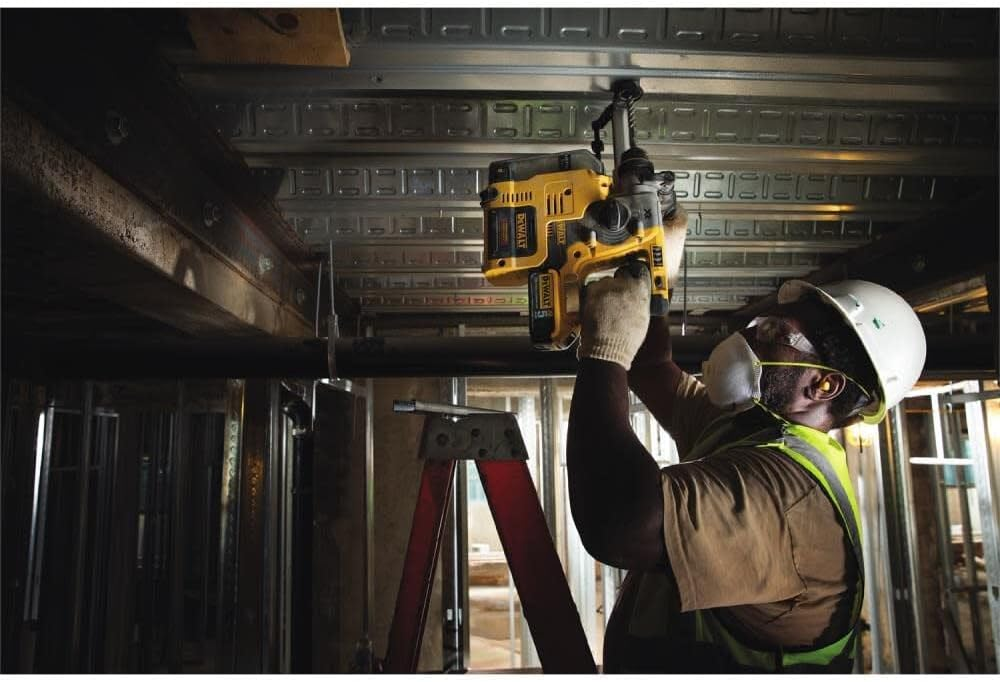 Máy Khoan Bê Tông Không Dây DEWALT DCH273B 20V MAX XR SDS-Plus 1 inch